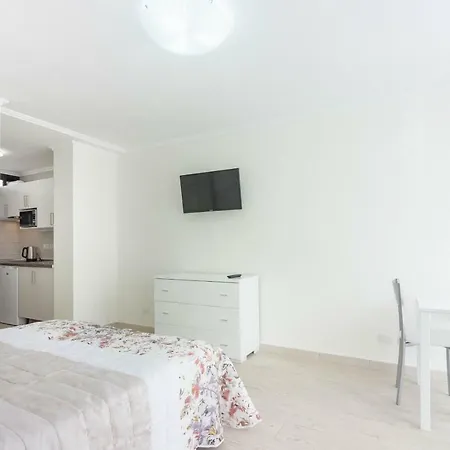 Las Americas Ocean View Studio 2 Apartment *